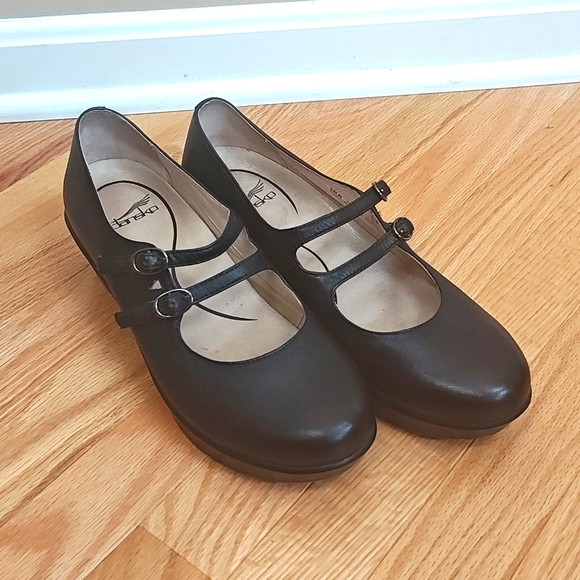 Dansko Shoes - Dansko Fynn Dress Shoes